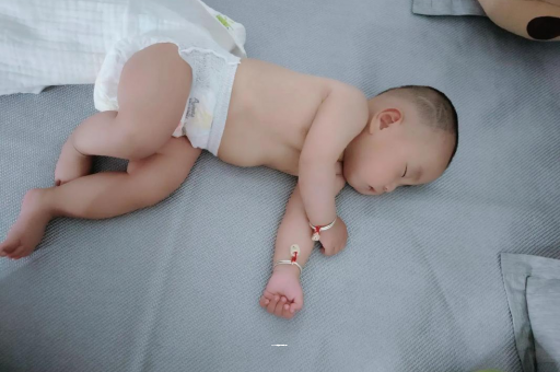 沂源宝宝积食发烧怎么处理